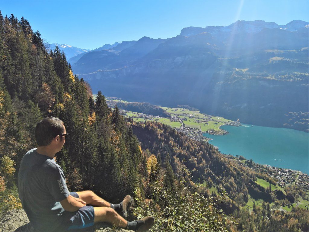 Die Geröllwüste bei Sitschenen bietet eine grossartige Aussicht.