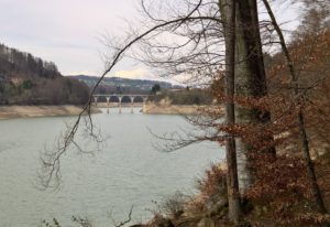 Ziel in Sicht: Aus der Ferne sieht der Pont de Corbières recht hübsch aus.