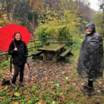 Wasserdichte Aaronautinnen in der Klus von Entreroches