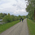 Auf dem Reussuferweg Auf dem Reussuferweg