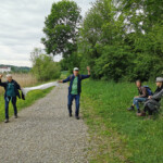 Ausgerechnet beim Kloster Hermetschwil fingen sie an zu randalieren: Demo für mehr Pausen. Ausgerechnet beim Kloster Hermetschwil fingen sie an zu randalieren: Demo für mehr Pausen.